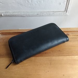 Rosetti women's clutch